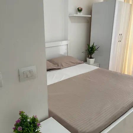 Appartement Marras 2 *